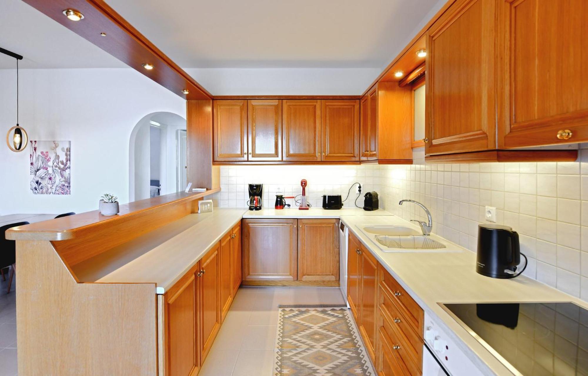 Amazing 2 Bedroom Apartment Overlooking The Marina Of Vourkari ภายนอก รูปภาพ